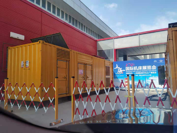 相城发电车出租-发电机无电压或电压太低怎么办？