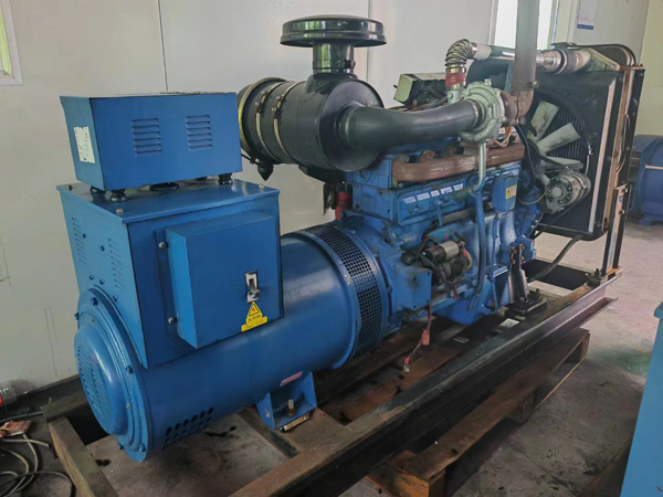 相城100kW柴油发电机组使用多级机油有哪些优缺点？